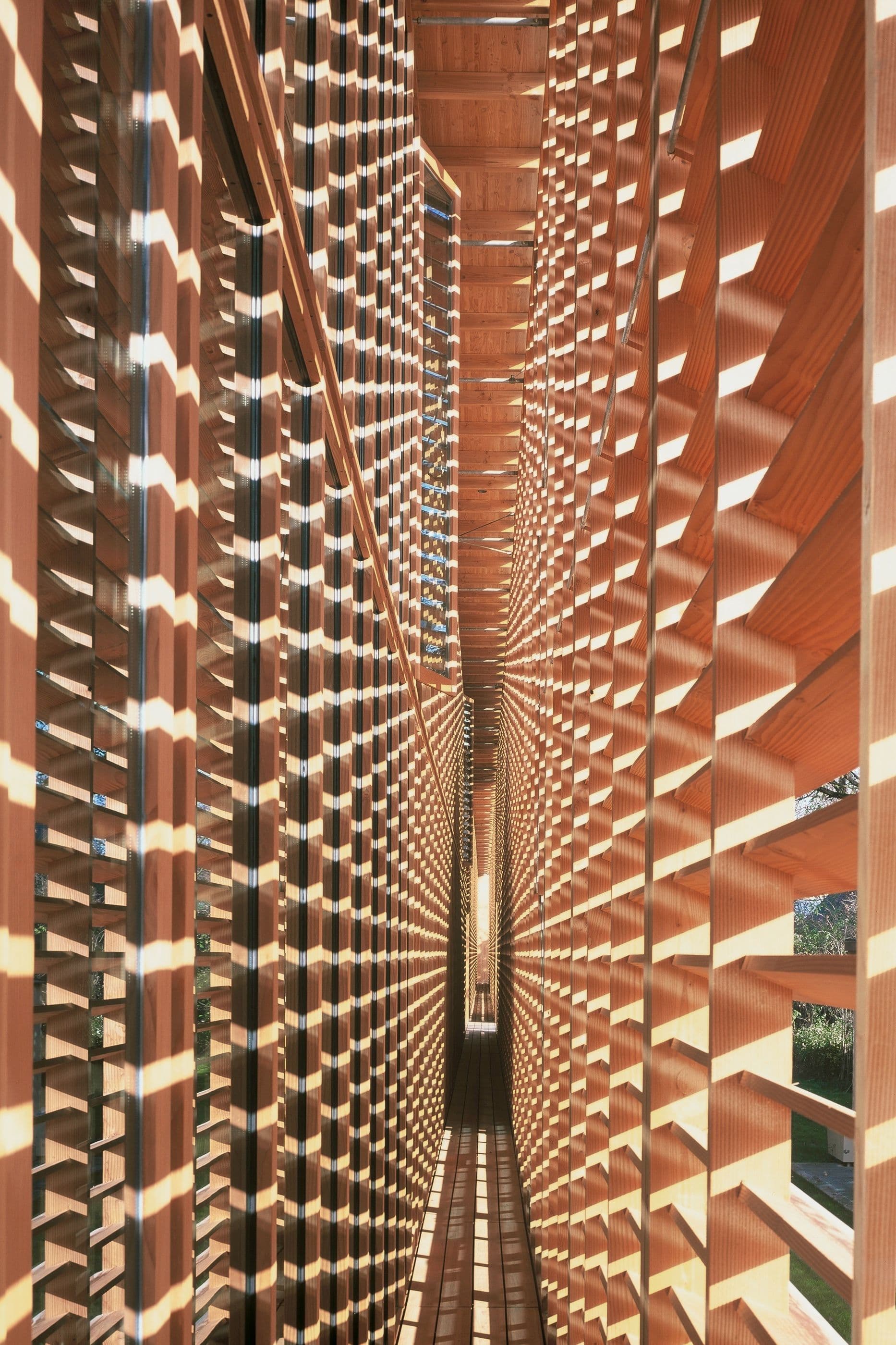 Verfügungs- und Funktionsgebäude Tübingen Zwischenraum Fassade